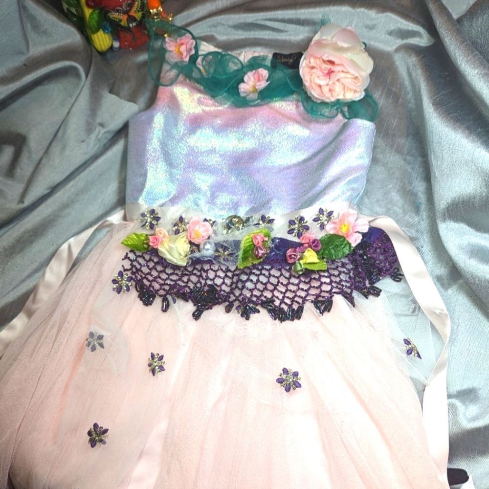 Wendy Gell Girls Party Dress. Pink skirt,Pink Roses Aqua Net, Swarovski, Pearls